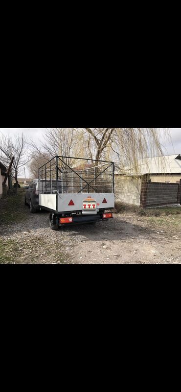 прицепы для легковых автомобилей: Прицеп, Б/у