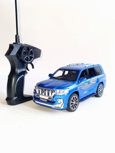 Игрушки: Машина на пульте управления Toyota Land Cruiser Prado В комплекте