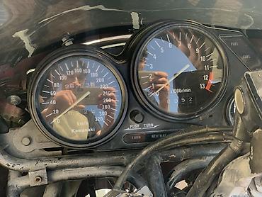 mersedes r18: Спорт‑туристический мотоцикл Kawasaki (серия начала 90‑х, обтекаемая — 4