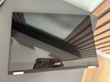 Acer: Acer noutbuk – nazik və yüngül alüminium gövdə, gümüşü rəng. - Ekran — 6