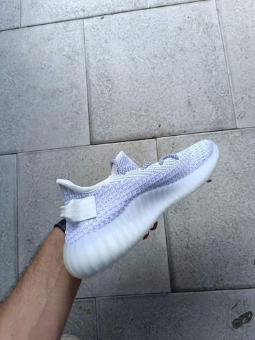 Women's Sneakers and athletic shoes: 44 — 6