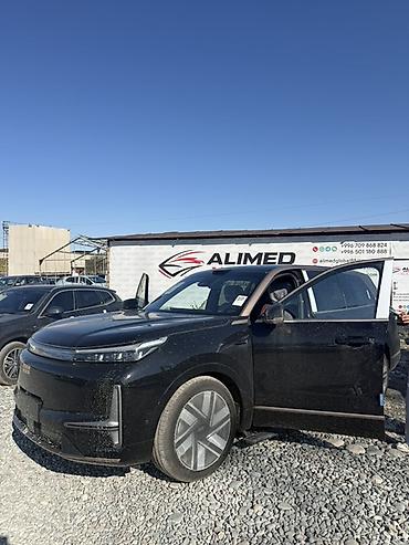 Geely: Geely Galaxy M9: 2026 г., Автомат, Гибрид, Внедорожник — 1