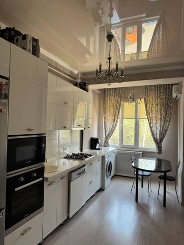 2 комнаты, 62 м², Элитка, 2 этаж, Евроремонт