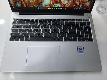 huawei matebook d16: Huawei MateBook D16 (gümüş rəng, nazik çərçivəli ekranlı noutbuk) — 8