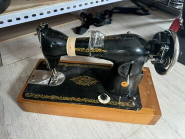 швейная машина бытовая: Швейная машина