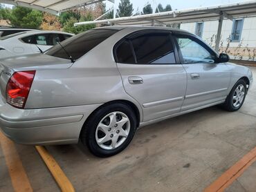 Hyundai: Hyundai Elantra: 1.6 l | 2004 il Sedan — 6