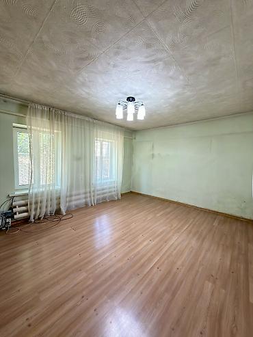 Продажа коттеджей и домов: 🏡 Продаётся дом 150 м2 Адрес: Огонбаева 176 (800 метров от ЦУМа) 🌎 — 7