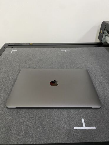 macbook air 2014: Ноутбук, Apple, 8 ГБ ОЗУ, Apple M1, 13.3 ", Б/у, Для работы, учебы, память SSD