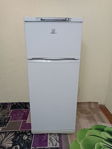 вентилятор дом: Холодильник Indesit, Б/у, Двухкамерный, De frost (капельный), 60 * 155 * 60
