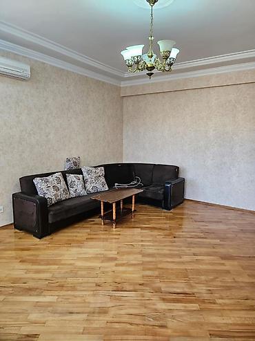 Mənzillər: 8 noyabr mt Azər Əliyev küç 16/2 mərtəbəsi sahəsi 145 kv 3 otaqlı — 2