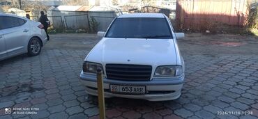 Mercedes-Benz: Mercedes-Benz 220: 1995 г., 2.2 л, Механика, Бензин, Седан