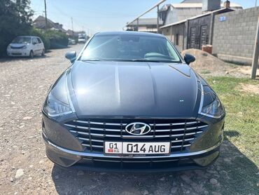 автомобиль на кредит: Hyundai Sonata: 2019 г., 2 л, Автомат, Газ, Седан