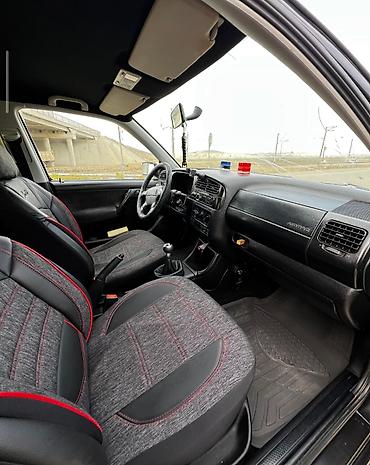 golf maşını: Volkswagen Golf: 1.8 l | 1997 il Hetçbek — 6