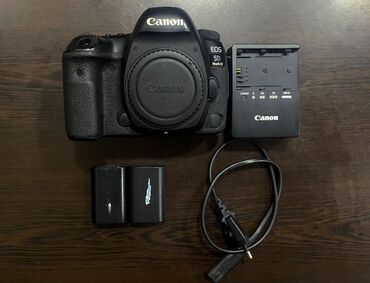 Bentley: Canon 5d Mark 4 satılır.Heç bir problemi yoxdur,əlimdə 4 ədəd var.Real
