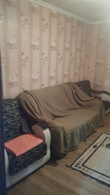 Uzunmüddətli kirayə mənzillər: NZS qəsəbəsində marşrut yoluna,məktəbə yaxın olan bütün əşyaları ilə — 1