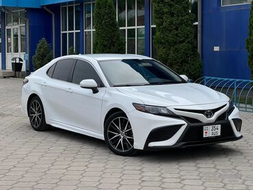 runx alex: Toyota Camry: 2021 г., 2.5 л, Автомат, Бензин, Седан