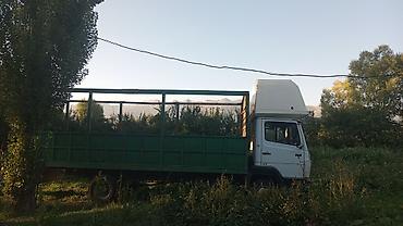 сидения для трактора: Грузовой автомобиль Mercedes-Benz (серия LN2) с надстройкой под — 3