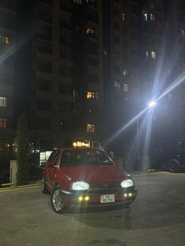 Volkswagen: Volkswagen Golf: 2 l | 1995 il Hetçbek — 2