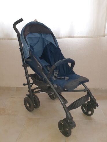 детская летняя коляска: Коляска, цвет - Голубой, Б/у