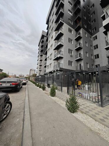 срочно продаётся 1 комнатная квартира в районе ошского рынка: 1 комната, 46 м², Элитка, 6 этаж, Евроремонт