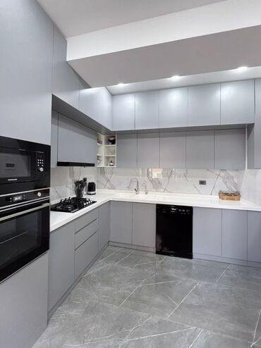 Sifarişlə mətbəx mebeli: Sifarişlə mətbəx dəsti, Özü çəkən petlələr, Mat laminat, Kredit var, Pulsuz çatdırılma, Rayonlara çatdırılma — 10