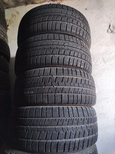 Шины: Шины 235 / 45 / R 18, Зима, Б/у, Комплект, Легковые, Китай