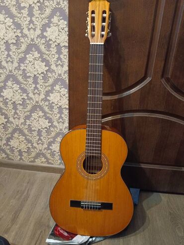 гитара купить бишкек: Продается классическая гитара Musima Classic . В очень хорошем
