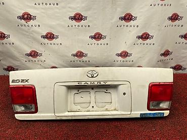 Крышка багажника TOYOTA Camry (б/у) at lalafo.kg Крышка багажника TOYOTA Camry (б/у)