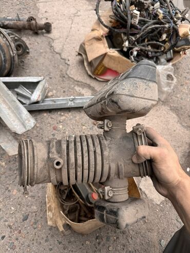 Другие автозапчасти: Запчасти для Mitsubishi space gear — 75