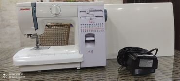шагающая швейная машина: Швейная машина Janome, Электромеханическая, Автомат