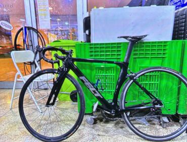 İdman velosipedləri: İşlənmiş Şose velosipedi 24", sürətlərin sayı: 10, Ünvandan götürmə, Ödənişli çatdırılma