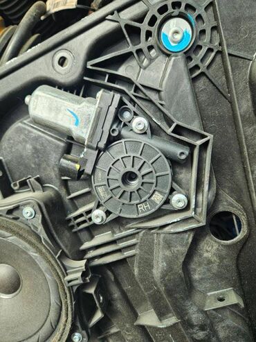 мотор электронный: Электрический моторчик Hyundai