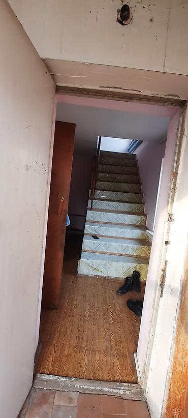 Продажа коттеджей и домов: Продаётся двухэтажный дом в селе Алексеевка из четырёх комнат по — 9