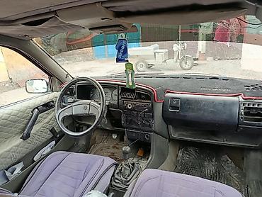 Volkswagen: Volkswagen Passat: 1989 г., 1.8 л, Механика, Бензин, Седан — 3