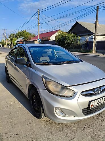 артём: Hyundai Solaris: 2013 г., 1.4 л, Автомат, Бензин, Седан — 6