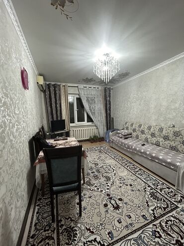 Продажа квартир: 2 комнаты, 50 м², 105 серия, 2 этаж, Старый ремонт