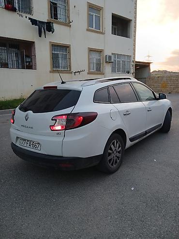 Renault: Renault Megane: 1.5 l | 2010 il 390000 km Universal — 3