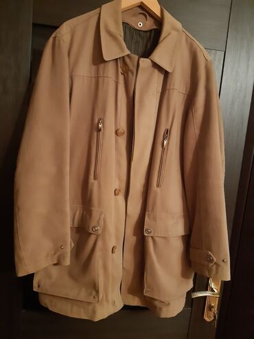 продажа бу вещей: Куртка 6XL (EU 52)