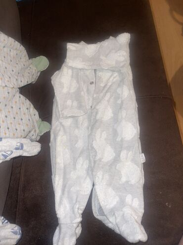 Kombinezonlar: Kombinezon, Uniseks, 3 - 6 ay, Disney — 4