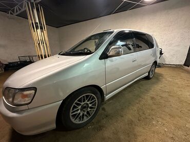 Toyota: Toyota Ipsum: 1996 г., 2 л, Автомат, Бензин, Минивэн