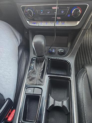 Hyundai: Hyundai Sonata: 2019 г., 2 л, Автомат, Газ, Седан — 3