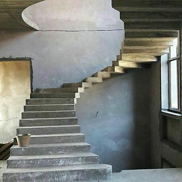 складная посуда из дерево: Бетонная лестница Для дома, Форма лестницы: Многомаршевая — 3