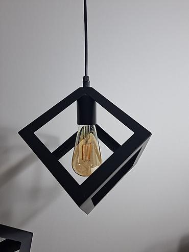 Antique Decor: Prodajem dva vrlo malo korišćena lustera u kompletu sa sijalicama. U — 3