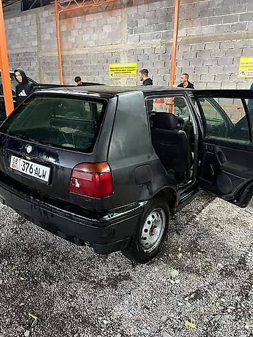 Volkswagen: Volkswagen Golf: 1998 г., Механика, Бензин, Хэтчбэк — 10