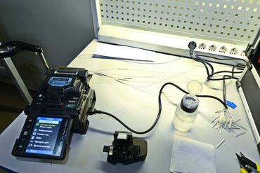 Установка другой техники: Сварка оптики оптоволокна ВОЛС, пайка оптики оптического кабеля