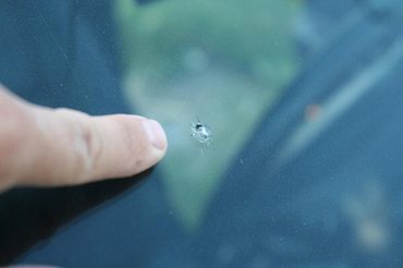 ремонт спидометров: Ремонт сколов и трещин на лобовом стекле проверенным материалом не