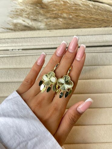 женские серьги с аметистом: Sırğa, Versace