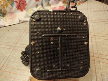 Fiksni telefoni: Stari retro Pupin fiksni telefon. Slusalica je lepljena,nema kabal na lalafo.rs — 4 Fiksni telefoni: Stari retro Pupin fiksni telefon. Slusalica je lepljena,nema kabal — 4