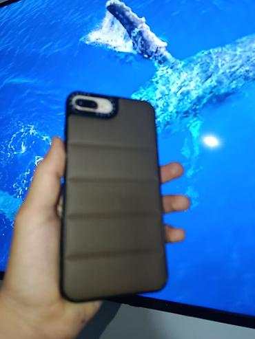 iphone 8 pilus: IPhone 8 Plus, Qızılı, Barmaq izi — 3