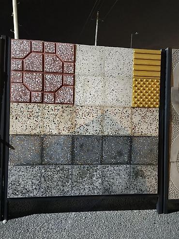 Beton səki və divar plitələri – müxtəlif faktura və rənglər -